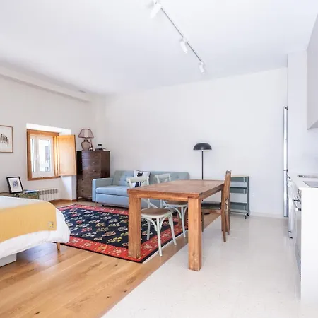 Ventura - Bright And Stylish In The Heart Of Nyaraló